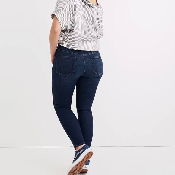 Madewell High-Rise Skinny Jeans in Hayes Wash - Picture 4 of 5